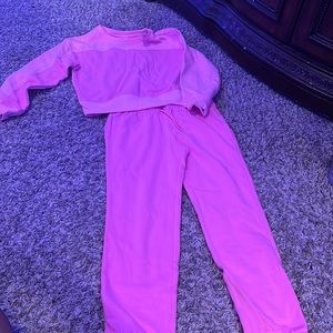 New girls jogging suit